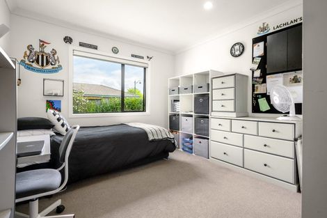 Photo of property in 1 Whitford Place, Rototuna North, Hamilton, 3210