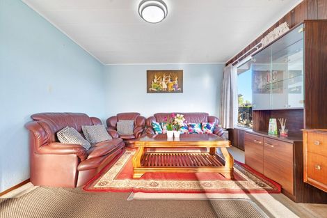 Photo of property in 1 Heathberry Close, Papatoetoe, Auckland, 2025