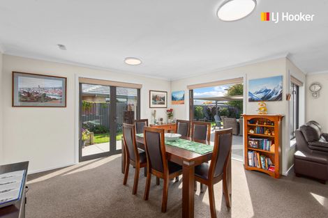 Photo of property in 12 Centre Street, Mosgiel, 9024