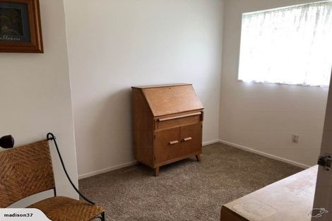 Photo of property in 2 Ely Grove, Wainuiomata, Lower Hutt, 5014