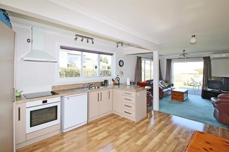 Photo of property in 115 Harbour View Road, Omokoroa, 3114