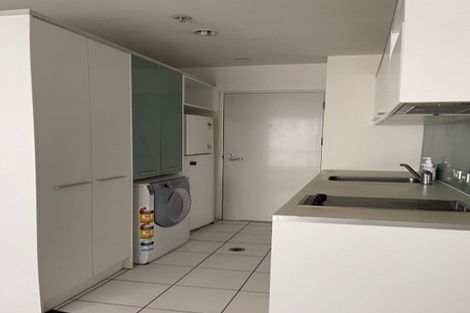 Photo of property in Alpha Apartments, 704/17 Vogel Lane, Auckland Central, Auckland, 1010