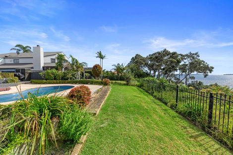 Photo of property in 108 Clovelly Road, Bucklands Beach, Auckland, 2012