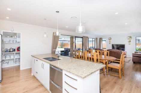 Photo of property in 26 Jelas Drive, Riverhead, 0820