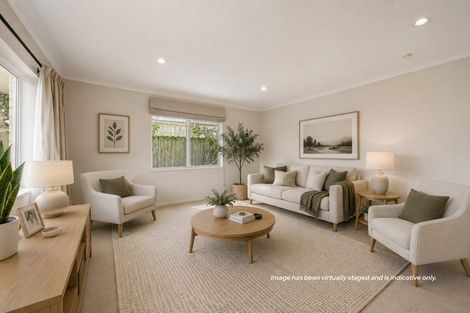 Photo of property in 57 Carisbrook Crescent, Papakura, 2110