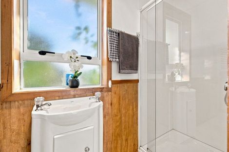 Photo of property in 11 Oban Place, Woolston, Christchurch, 8062