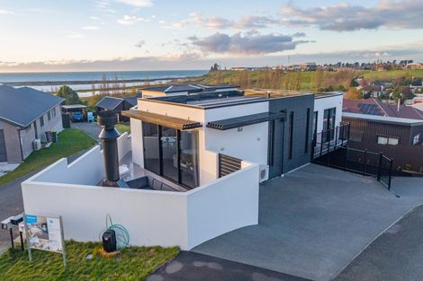 Photo of property in 17 Lancewood Terrace, Oceanview, Timaru, 7910