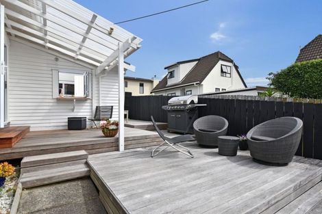 Photo of property in 1/10 Hart Road, Hauraki, Auckland, 0622