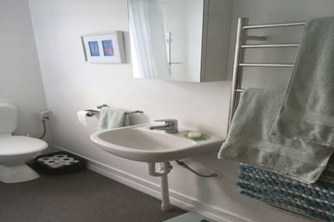 Photo of property in 16 Freyberg Street, Roslyn, Palmerston North, 4414