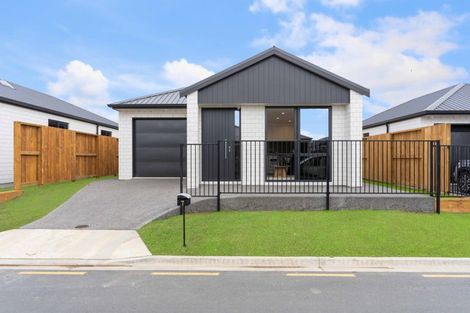 Photo of property in 7 Matuku Place, Katikati, 3178