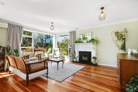 Photo of property in 16 Mascot Street, Tawa, Wellington, 5028