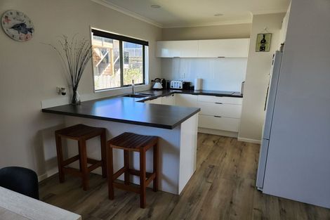 Photo of property in 130 Bream Bay Drive, Ruakaka, 0116