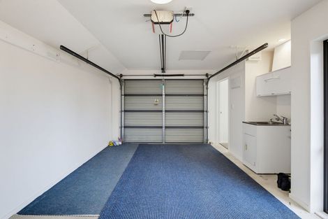 Photo of property in 1/42 Sawyers Arms Road, Northcote, Christchurch, 8052