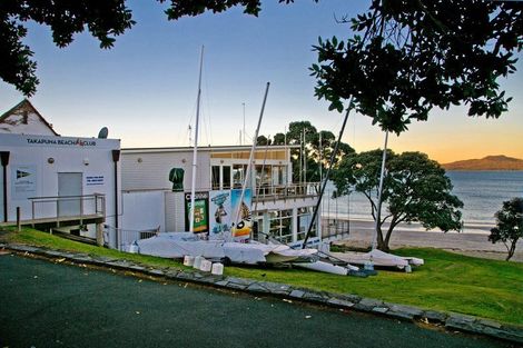 Photo of property in 3/19 Lake Pupuke Drive, Takapuna, Auckland, 0622