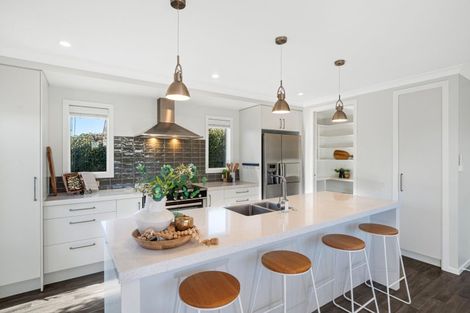 Photo of property in 328 Lakes Boulevard, Pyes Pa, Tauranga, 3112