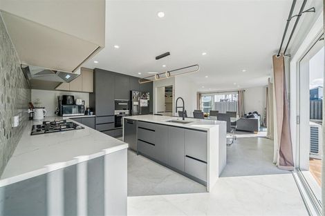 Photo of property in 32 Castletown Street, Wallaceville, Upper Hutt, 5018