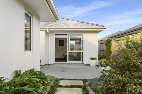 Photo of property in 74 Penetaka Heights, Pyes Pa, Tauranga, 3112