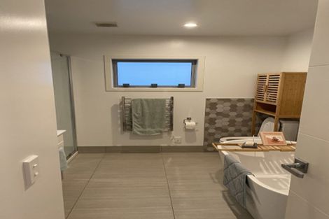 Photo of property in 150 Eskdale Road, Papakowhai, Porirua, 5024