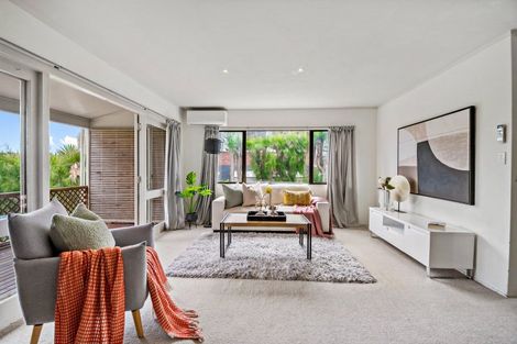 Photo of property in 85 Evelyn Road, Cockle Bay, Auckland, 2014