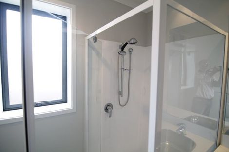 Photo of property in 104 Bowhill Road, New Brighton, Christchurch, 8083