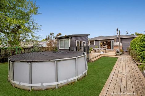 Photo of property in 120 Parkhurst Road, Parakai, 0830