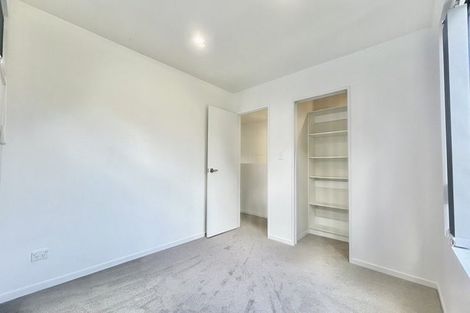 Photo of property in 8a Nandana Drive, Glen Eden, Auckland, 0602