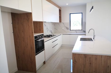 Photo of property in 135 Tiriwa Drive, Massey, Auckland, 0614