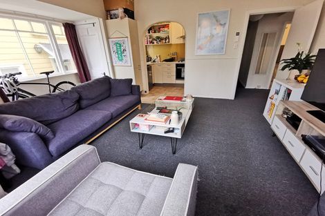 Photo of property in 19 George Street, Thorndon, Wellington, 6011