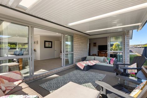 Photo of property in 1 Penetaka Heights, Pyes Pa, Tauranga, 3112