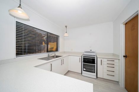Photo of property in 82b Carrington Street, Lower Vogeltown, New Plymouth, 4310