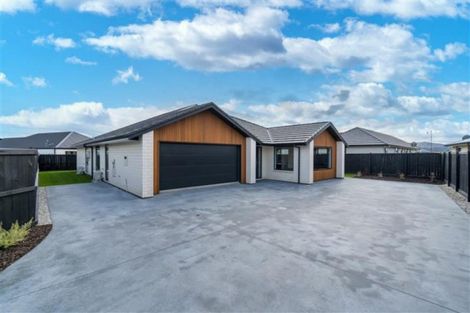 Photo of property in 5 Carrick Place, Mosgiel, 9024