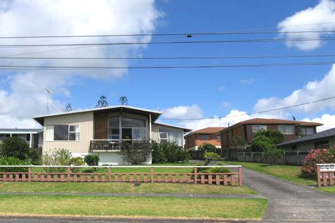 Photo of property in 2/12 Prospect Terrace, Milford, Auckland, 0620