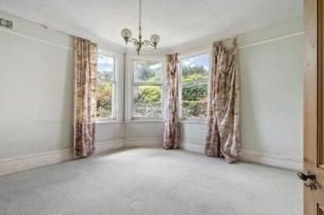 Photo of property in 49 The Crescent, Roseneath, Wellington, 6011