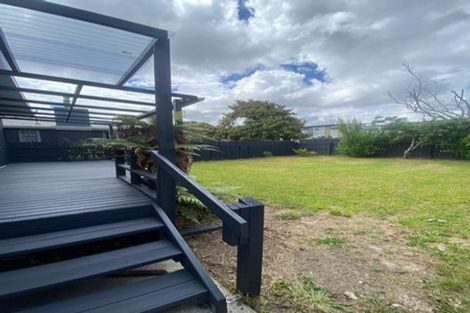 Photo of property in 17 Aranui Road, Mount Wellington, Auckland, 1060