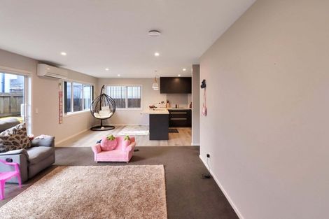 Photo of property in 6 Okoutu Lane, Moera, Lower Hutt, 5010