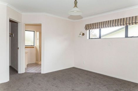 Photo of property in 19 King Street, Dannevirke, 4930