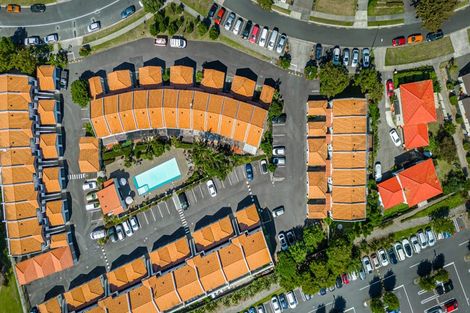 Photo of property in 15/21 Armoy Drive, East Tamaki, Auckland, 2016