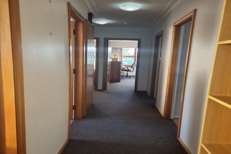 Photo of property in 3a Farnham Place, Ilam, Christchurch, 8041