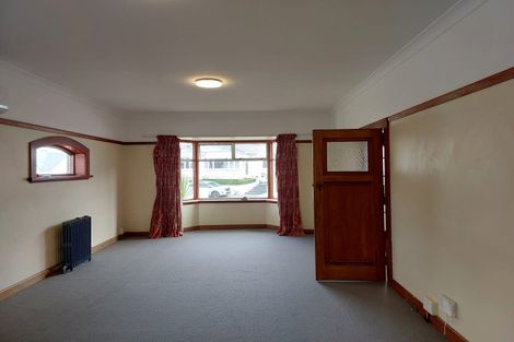 Photo of property in 49 Tanera Crescent, Brooklyn, Wellington, 6021