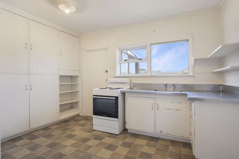 Photo of property in 68 Moana Street, Otaki Beach, Otaki, 5512