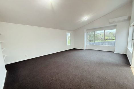 Photo of property in 11 Solander Place, Whitby, Porirua, 5024
