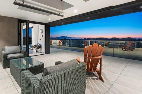 Photo of property in 80 Harakeke Road, Te Horo, Otaki, 5581