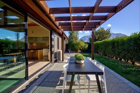 Photo of property in 1 Reading Court, Jacks Point, Queenstown, 9371