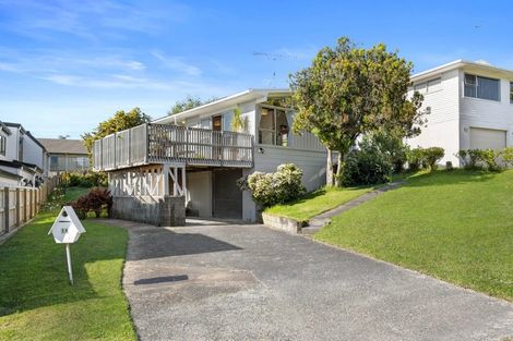 Photo of property in 10 Hewlett Road, Massey, Auckland, 0614