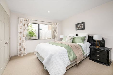 Photo of property in 6 Leafield Crescent, Henderson, Auckland, 0612