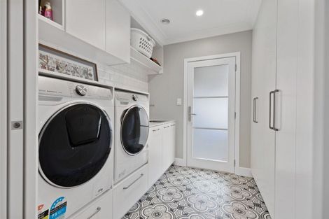 Photo of property in 77 Milton Road, Otumoetai, Tauranga, 3110