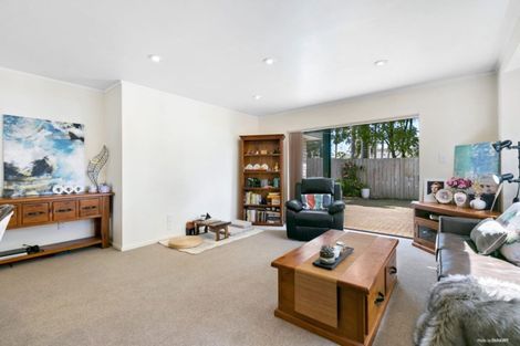 Photo of property in 191a Pakuranga Road, Pakuranga, Auckland, 2010