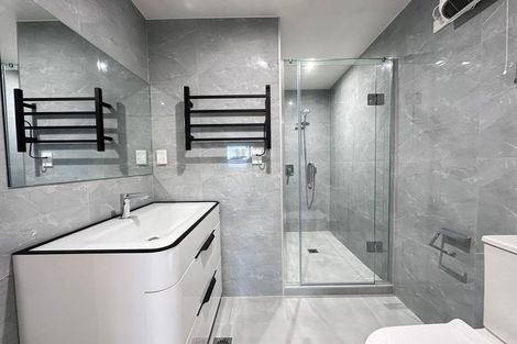 Photo of property in 4b Hazards Road, Weymouth, Auckland, 2103