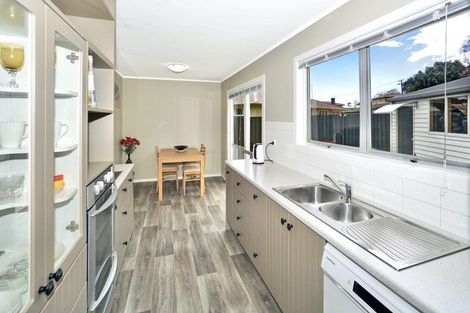 Photo of property in 2 Killarney Street, Te Puke, 3119