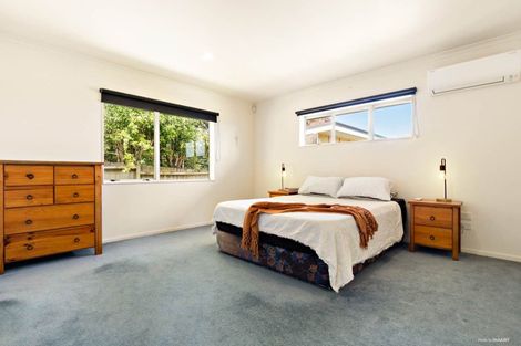 Photo of property in 17 Bella Villa Drive, Waiuku, 2123